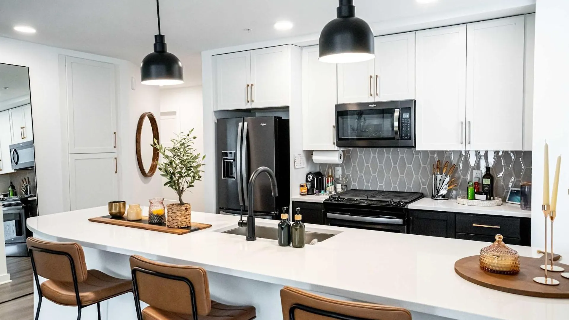Gulch Luxe Apartment With Pool Access Nashville United States