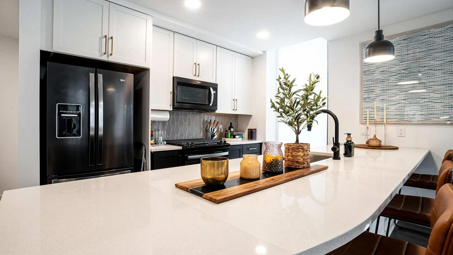Gulch Luxe Apartment With Pool Access Nashville